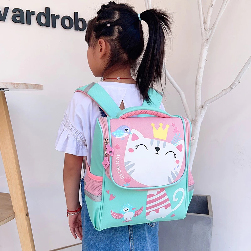 กระเป๋านักเรียนอนุบาล ยี่ห้อไหนดี ปี 2025? ใบเล็กน่ารัก น้ำหนักเบา ใส่ของได้พอดี