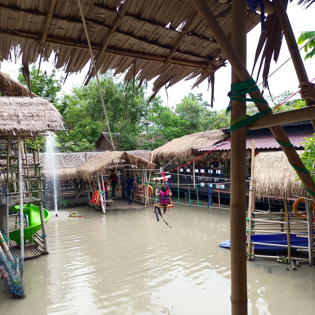 รีวิว บางใหญ่อิงลิชวิลเลจ (Bangui English Village)