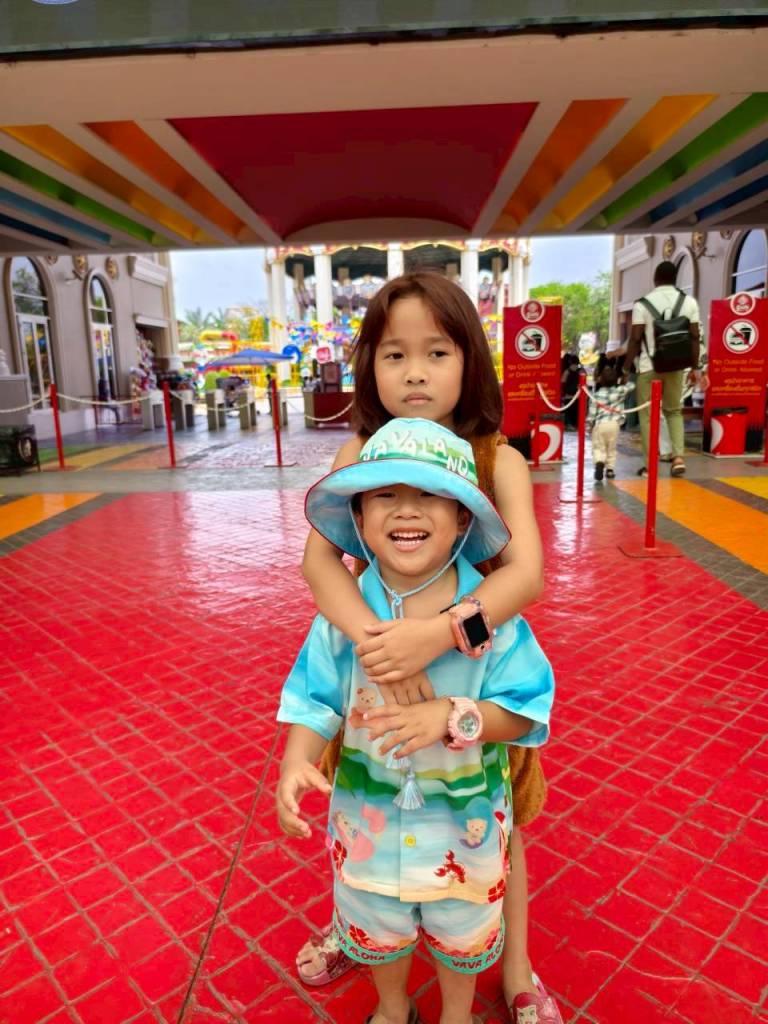 สวนสยาม" ทะเลกรุงเทพ ใกล้กว่าทะเลอื่น แป้งหอมวินเนอร์ผิวคล้ำขึ้นสองเฉด