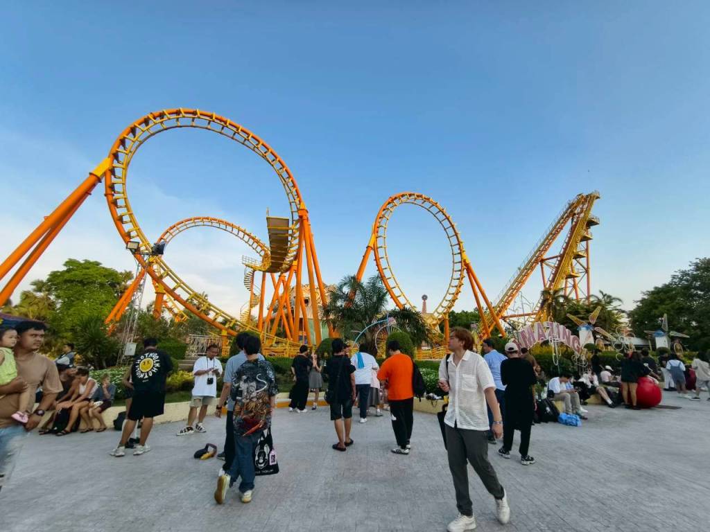 [รีวิว] "สวนสยาม" ทะเลกรุงเทพ ใกล้กว่าทะเลอื่น แป้งหอมวินเนอร์ผิวคล้ำขึ้นสองเฉด