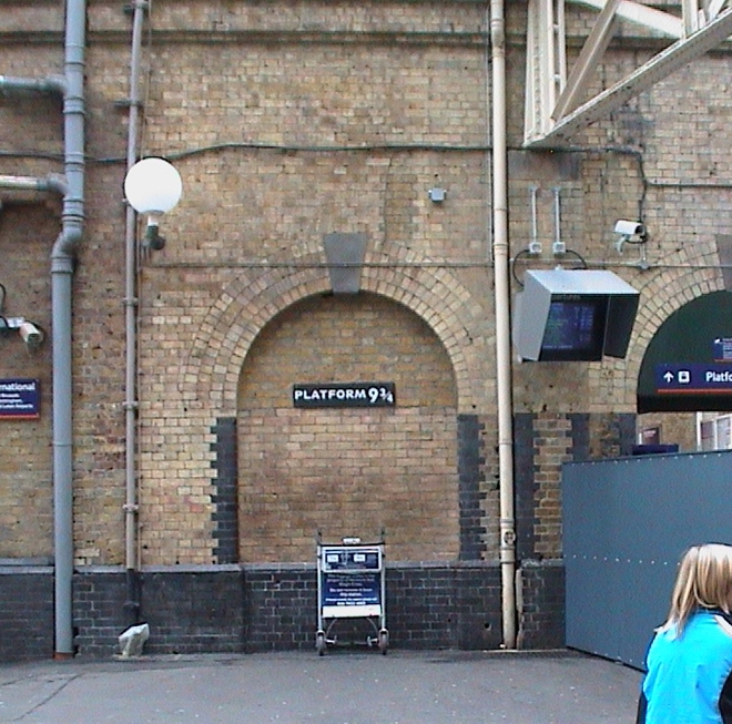 ชานชาลาที่ 9 ¾ (Platform 9 ¾)