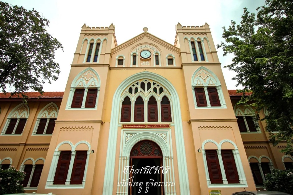 โรงเรียนวัดเก่าแก่ในกรุงเทพมหานคร มีที่ไหนบ้าง